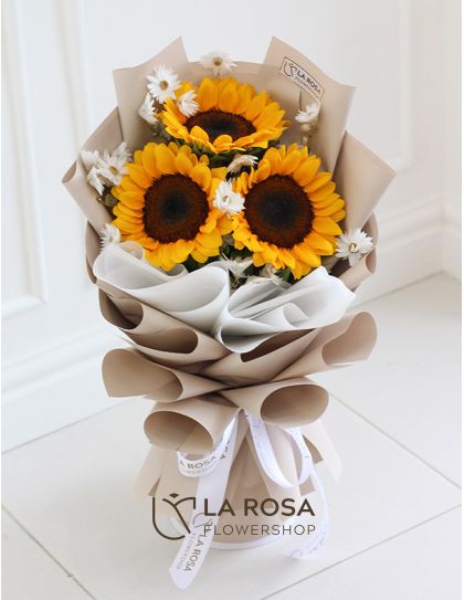 Solène - Sunflower Delivery by LaRosa Flower Shop Quezon City
