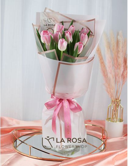 Meredith - White Tulips Delivery by LaRosa Flower Shop Quezon City