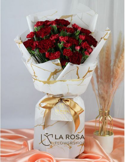 Ariane - Carnations Red - Carnations Delivery by LaRosa Flower Shop Quezon City