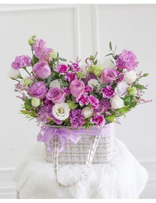 Mother's day Flower Delivery Mixed Seasonal Bouquet by La Rosa Flower Shop