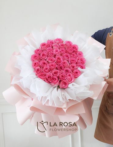 Liu Qing - A bouquet of 40 pieces imported hot pink roses by LaRosa Flower Shop Quezon City