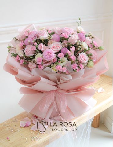 mixed flowers bouquet