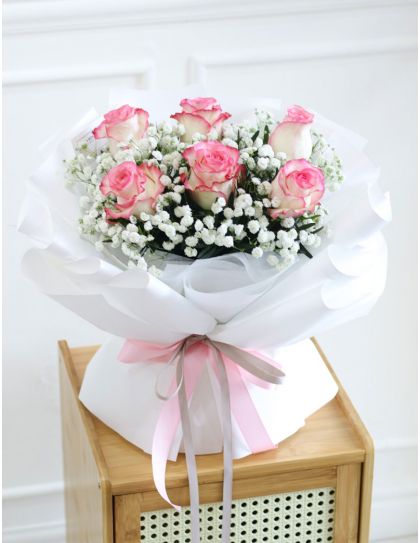 flower delivery - rosemary- two tone pink roses