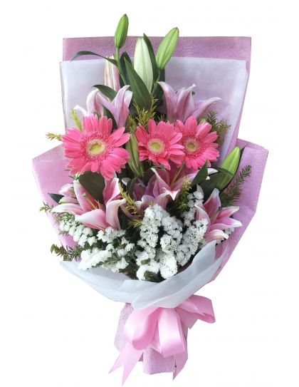 La Rosa Flower Bouquet  04 - Mixed Flower Bouquet by LaRosa Flower Shop Quezon City