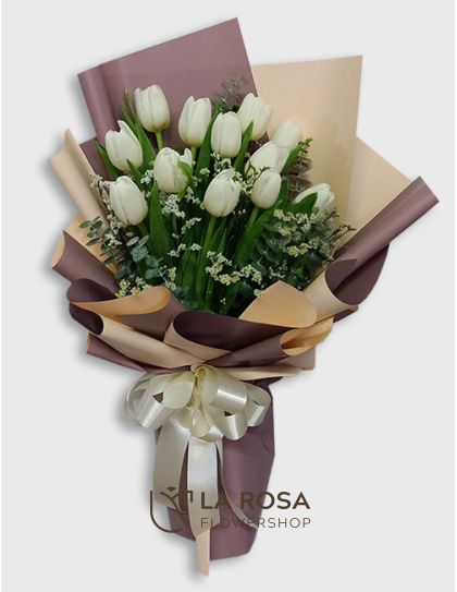 12 White Tulips Bouquet