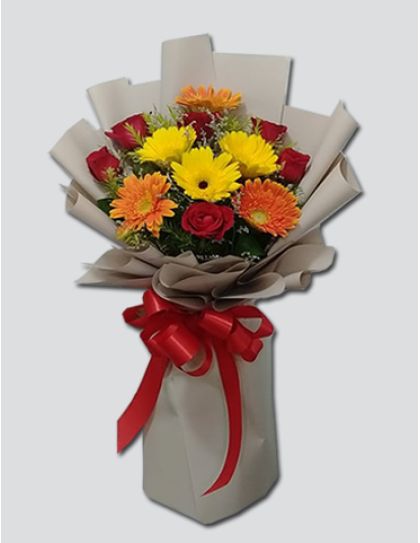 In My Thoughts - Mixed Flower Bouquet by LaRosa Flower Shop Quezon City