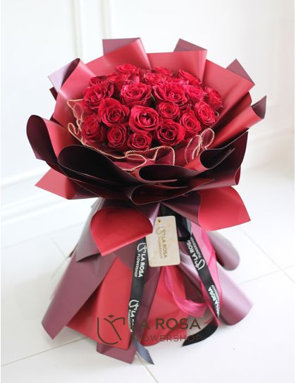 Vincenza - Imported Roses Delivery by LaRosa Flower Shop Quezon City
