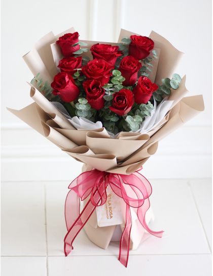 Darcie - Imported Red Roses Delivery by LaRosa Flower Shop Quezon City