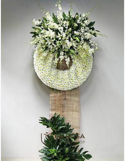 Flower Wreath 28 Funeral Flowers Philippines | White Sympathy Wreath | Funeral Flower Delivery