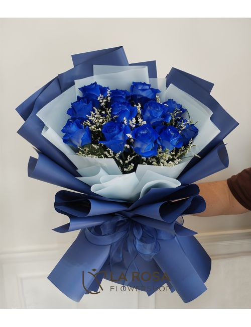 12 Blue Roses