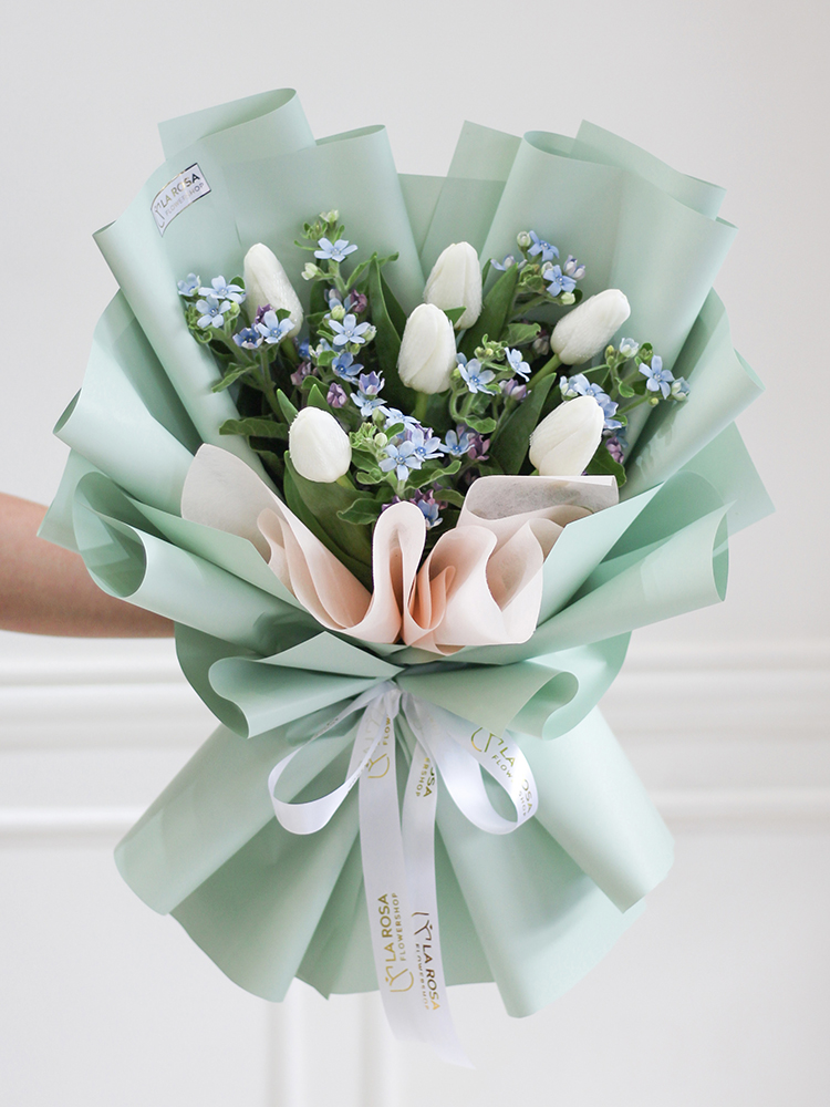 Tulip Dreamscape by La Rosa Flower Shop