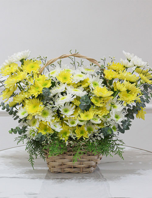 Best Chrysanthemums Flowers by La Rosa Flower Shop for All Saints Day Philippines