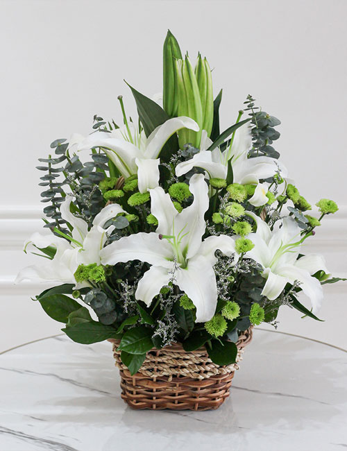 Best Lilies Flowers by La Rosa Flower Shop for All Saints Day Philippines