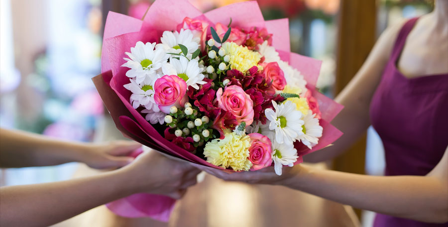 Gifting meaningful flower tributes for loved ones in the philippines